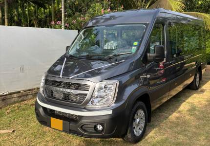 Urbania 17 Seater