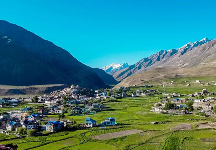 Chandigarh-Manali-Sissu-Shinkula-Padum – 8 Days Adventure